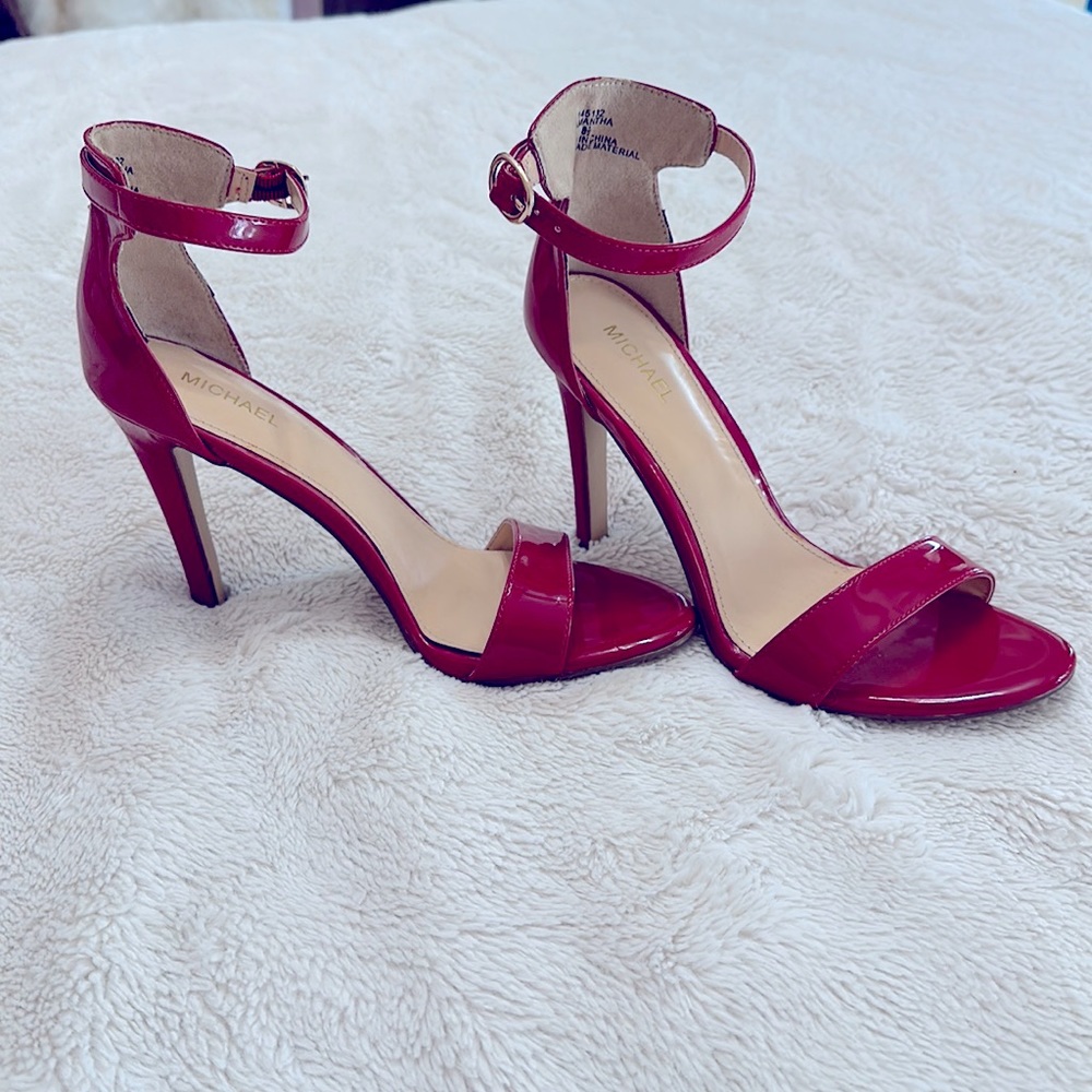 Michael 8 1/2 red patent 4 inch heel New never worn